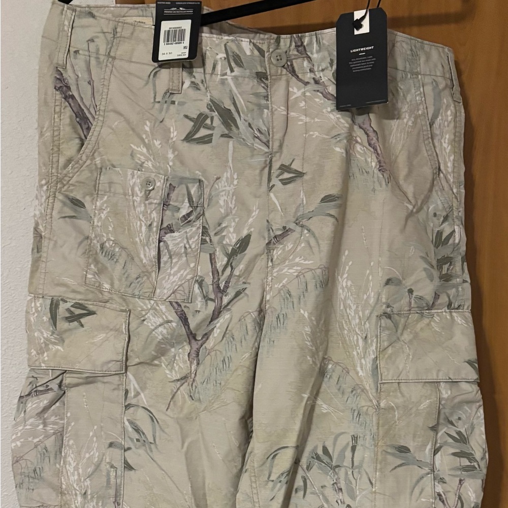 Levi's Parachute Natural Camouflage Cargo Pants 36x30